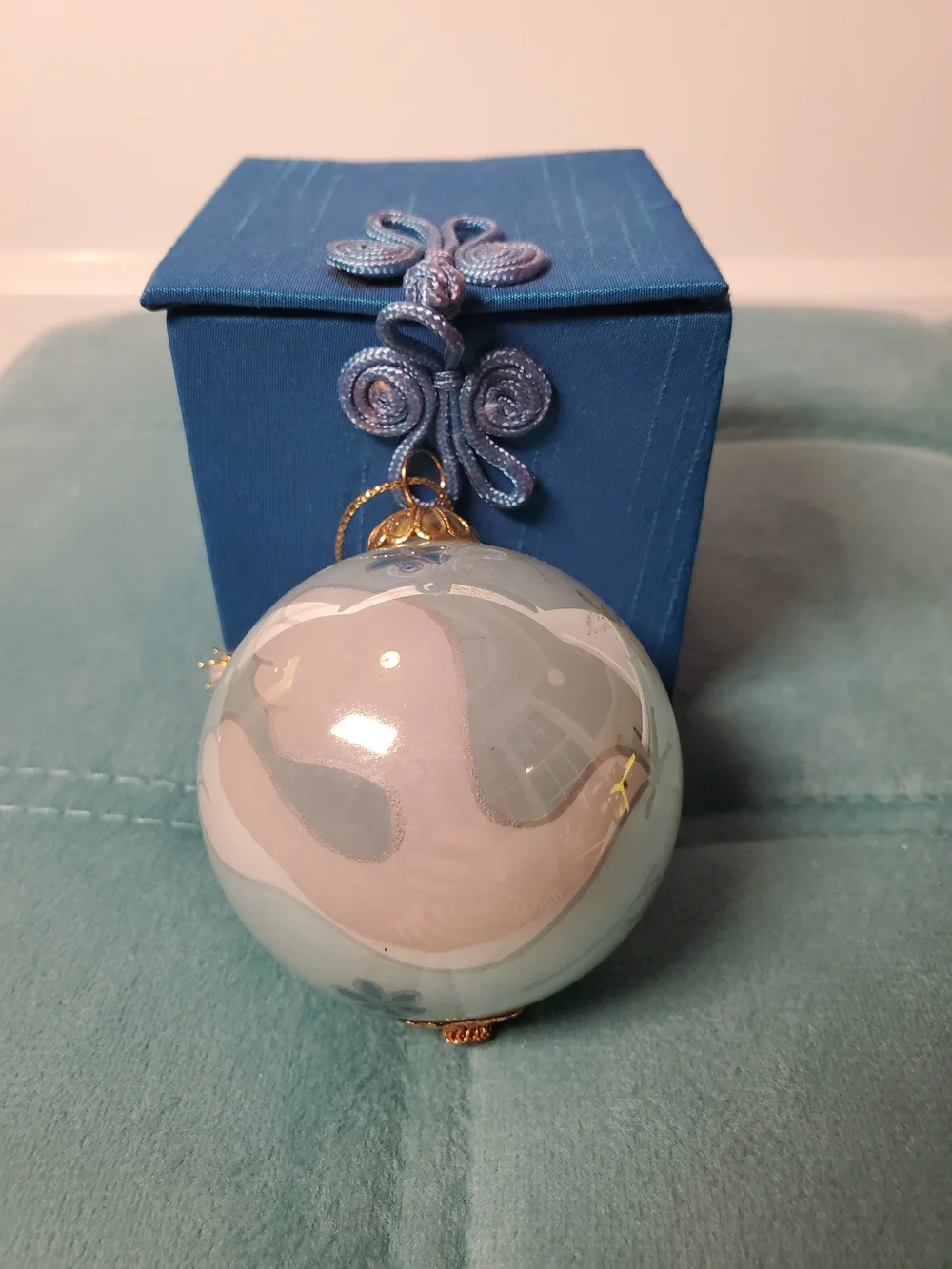 Vintage 2002 Pier 1 Li Bien Peace Dove Glass Ornament with Box